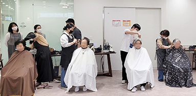 올댓뷰티아카데미 연제 케어링 주간보호센터 커트 봉사활동
